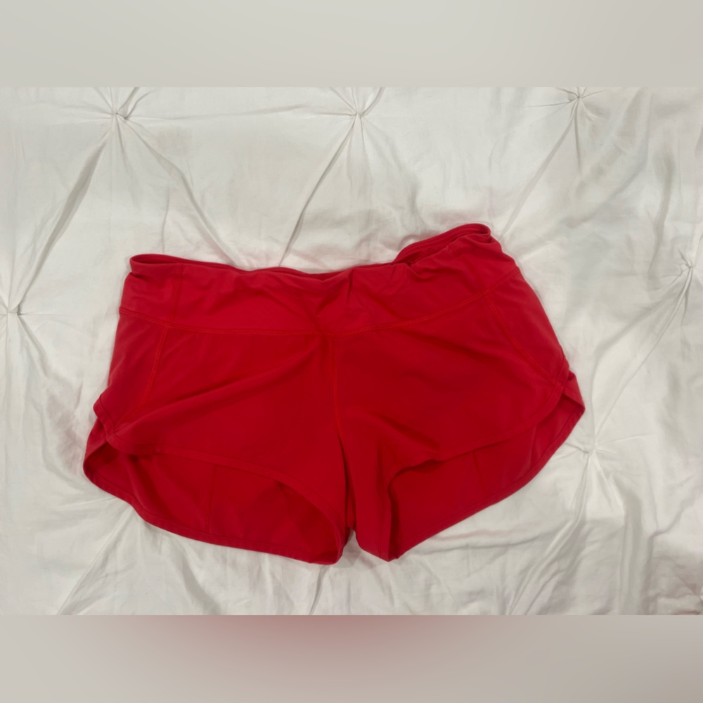 Lululemon women’s speed up shorts in pink